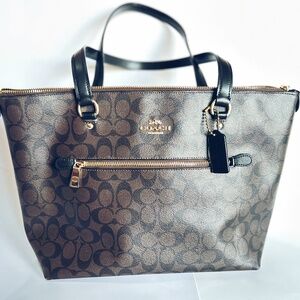 Coach Gallery Tote Signature Brown Black